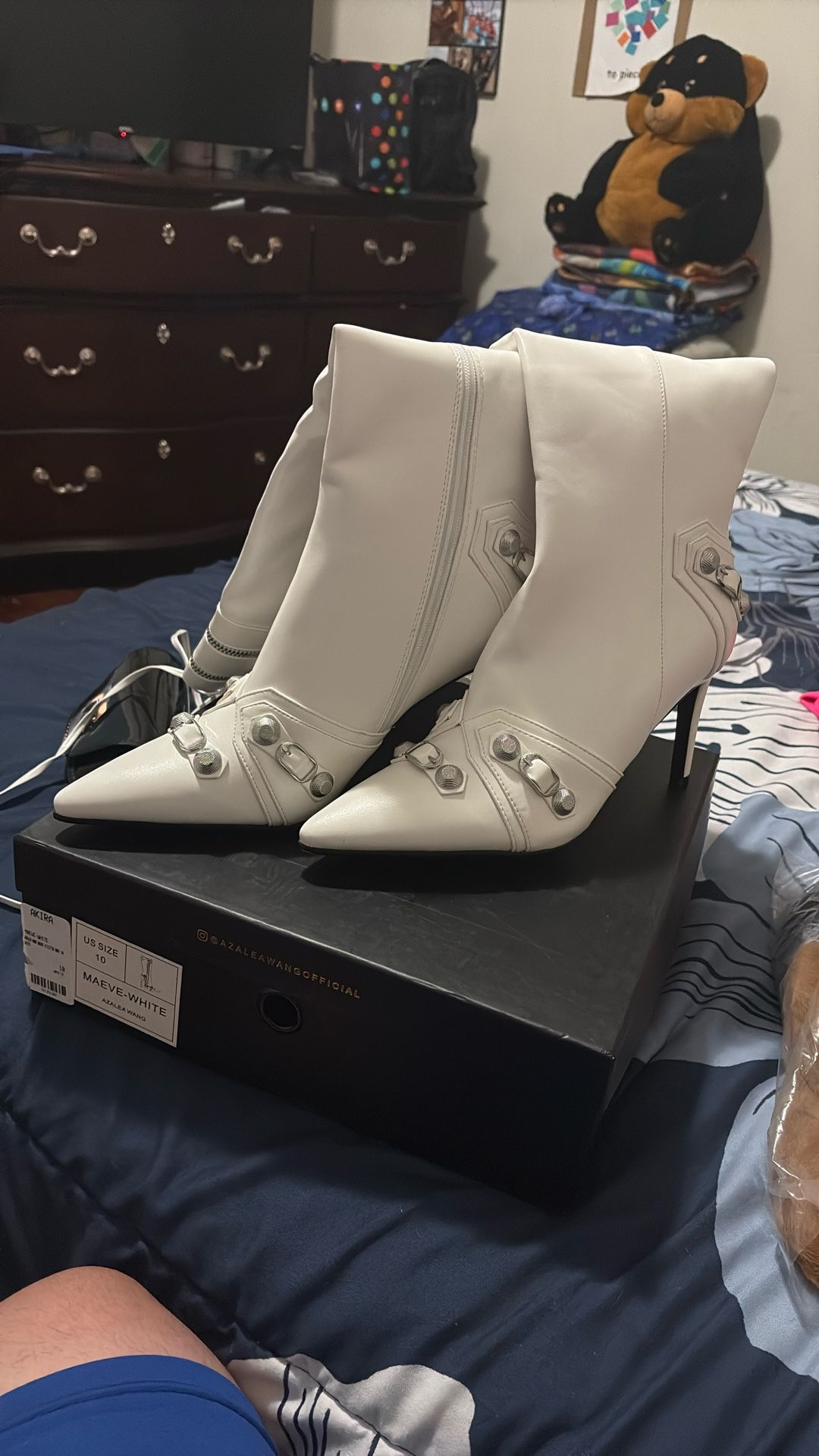 Azalea Wang Boots Size 10