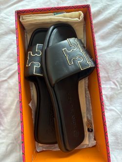 Size 8 TORY BURCH slides
