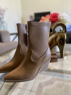 Women Boots