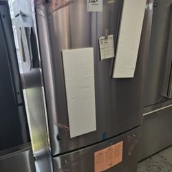 New GE Energy Star 24.8 Cu. Ft. BOTTOM-FREEZER Drawer Refrigerator
