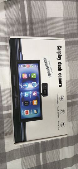 CarPlay with dashcam