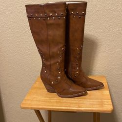 Brown Boots 