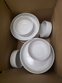 Dinner ware