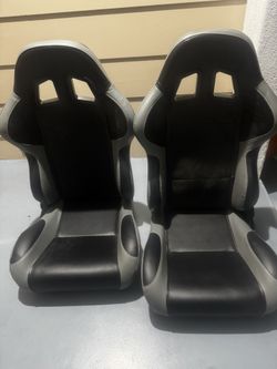 Racing Buckets Seats