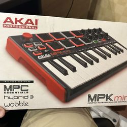 Akai MPK mini 