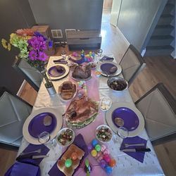 Dining room table