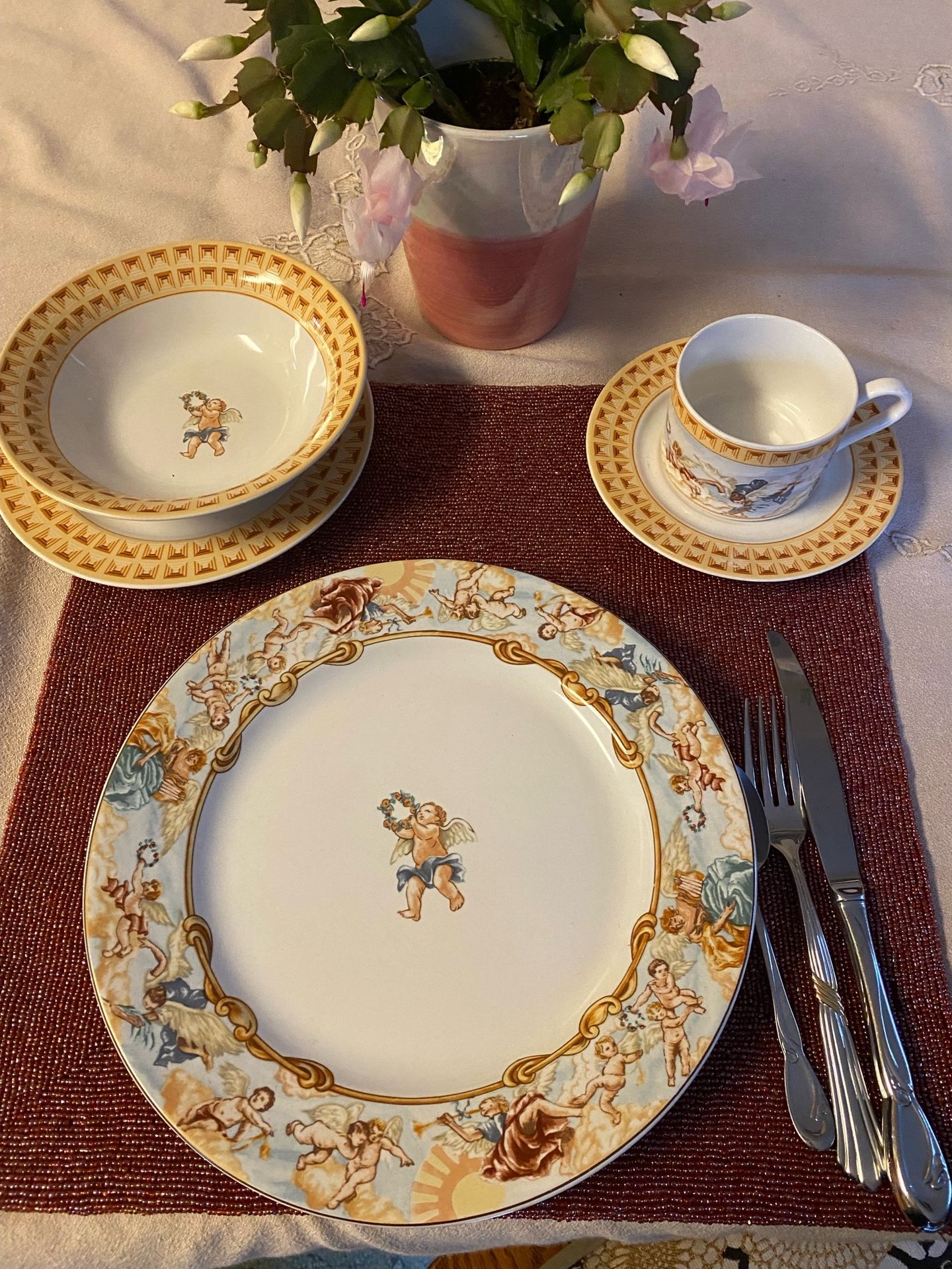 (8) - 5 Piece Antique Table Setting
