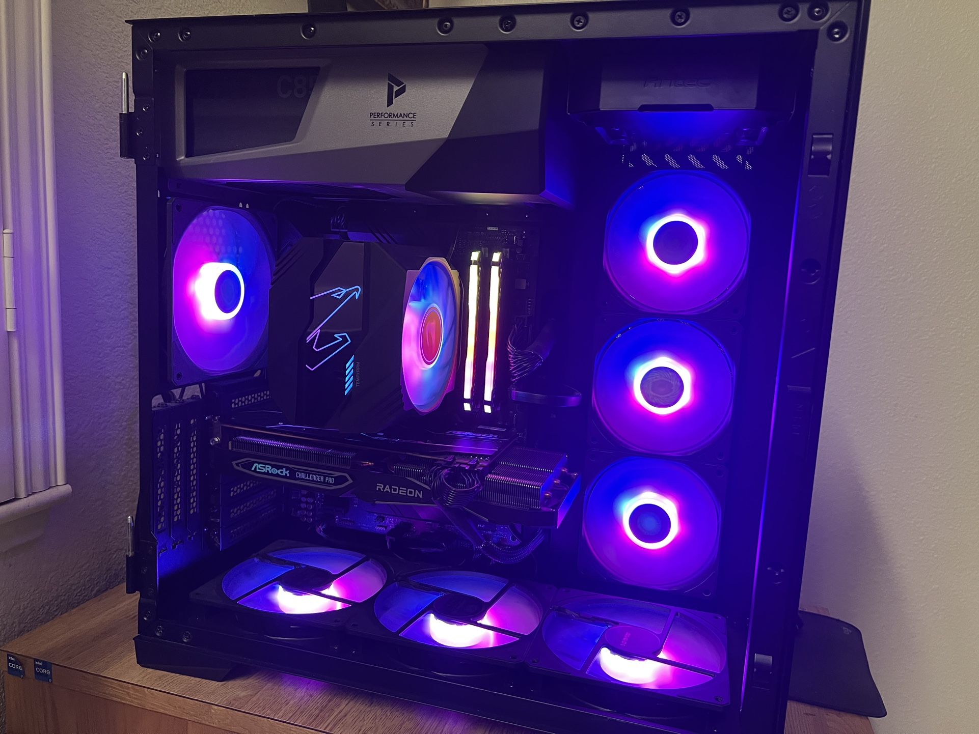 Gaming PC Ryzen 7 5800X 32GB 1TB M.2 RX 6700XT WiFi Bluetooth windows 11