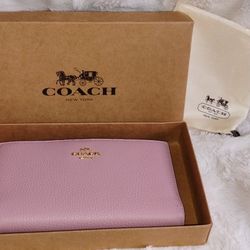 Like New Authentic Coach Wallet