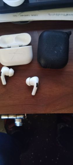 APPLE AIR PODS PRO