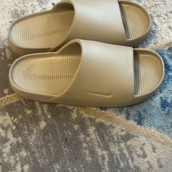 Brown Nike Slides 