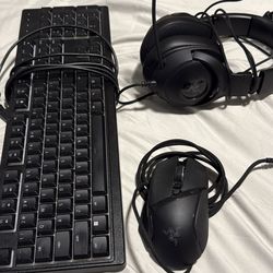 Keyboard, headset & mouse