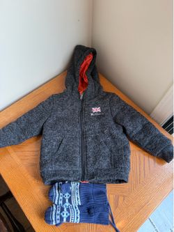 Boys coat 3T with mittens