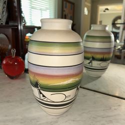 Native American Navajo Pottery Vase. Signed 
