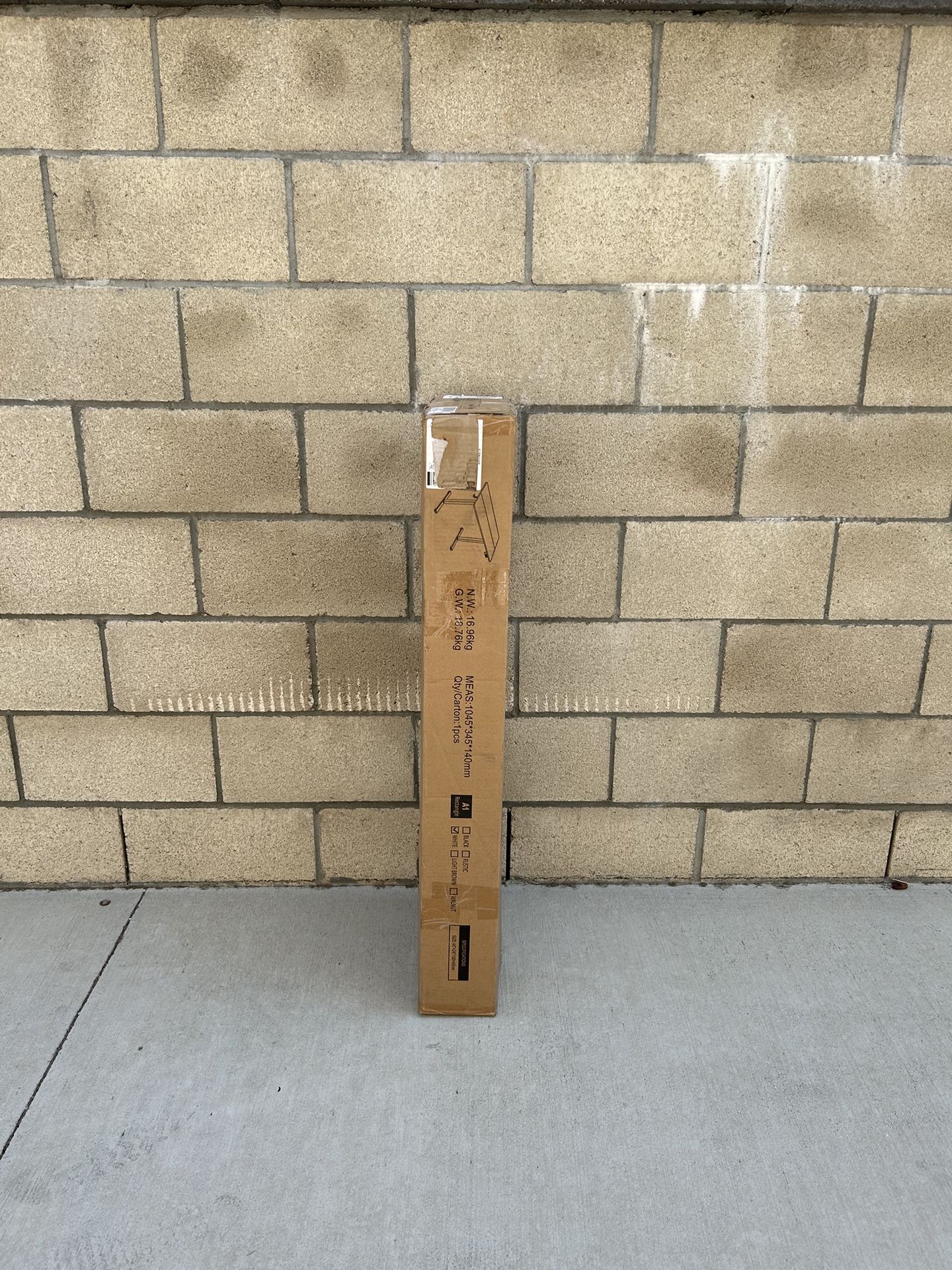 NEW 40" WHITE Electric Standing Desk, Stand Up Desk, Adjustable Height, Computer Workstation