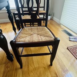 Table With 2 extension 4 Chair