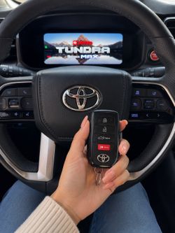 Toyota Tundra 2025 key fob