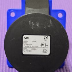 ABL 30A-6h 250Vac 2P3W Typ F32S20A