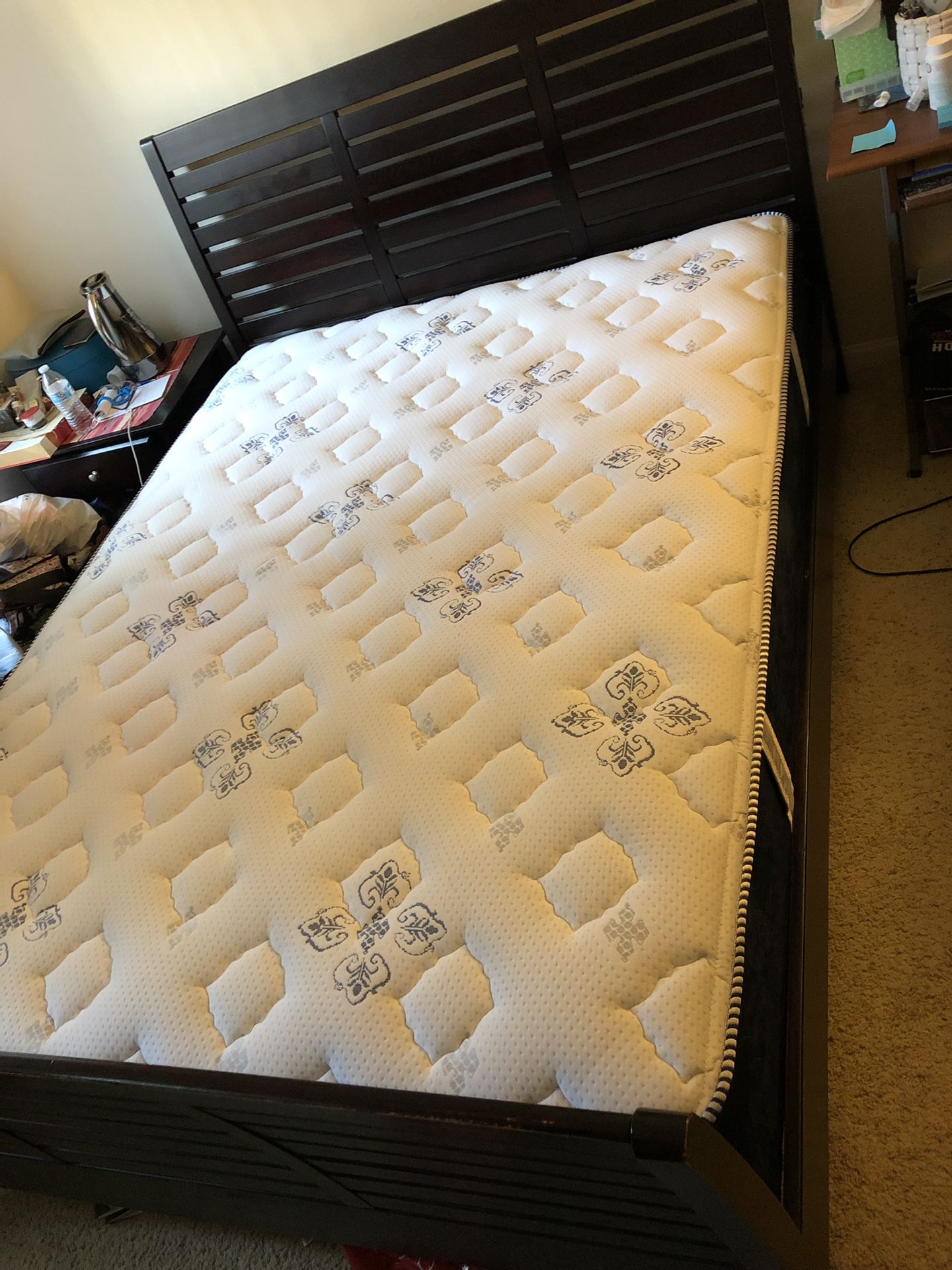 Queen frame with 3 pieces