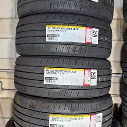 225/55R17 Set Of 4 Dunlop New Tires 