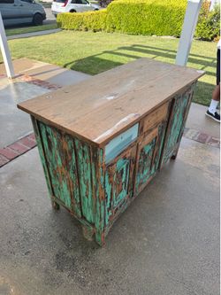 Free (Cabinet)