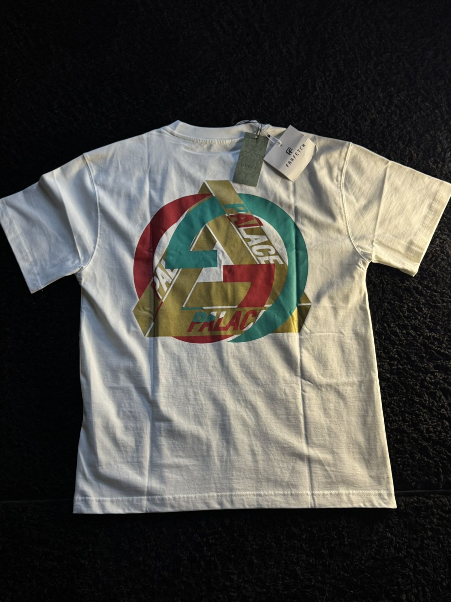 White Gucci shirt (Large)