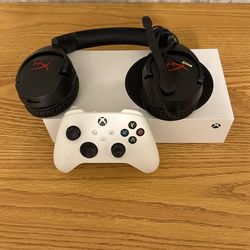 Xbox S With Headset And Controller
