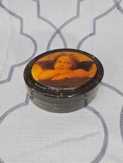 Lacquered Plastic Trinket Jewelry Box Oval - Cherub Angel - 4⅛" L With Lid