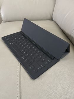 Apple Wireless Smart Keyboard For iPad Pro 12.9” 1st And Second Generation