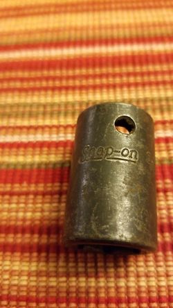 SnapOn IM200 1/2" Drive 6-Point S® 5/8" Flank Drive® Shallow Impact Socket