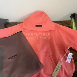 ESSENTIALS ESSENTIAL HOODIE - CORAL Size S Brand New with Tags 100% Authentic