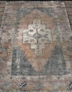 Vintage looking rug