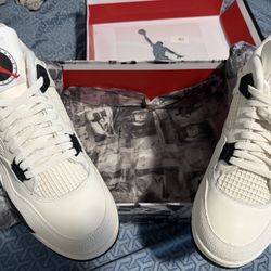 Air Jordan 4  Flight Club (Men’s Size 12)