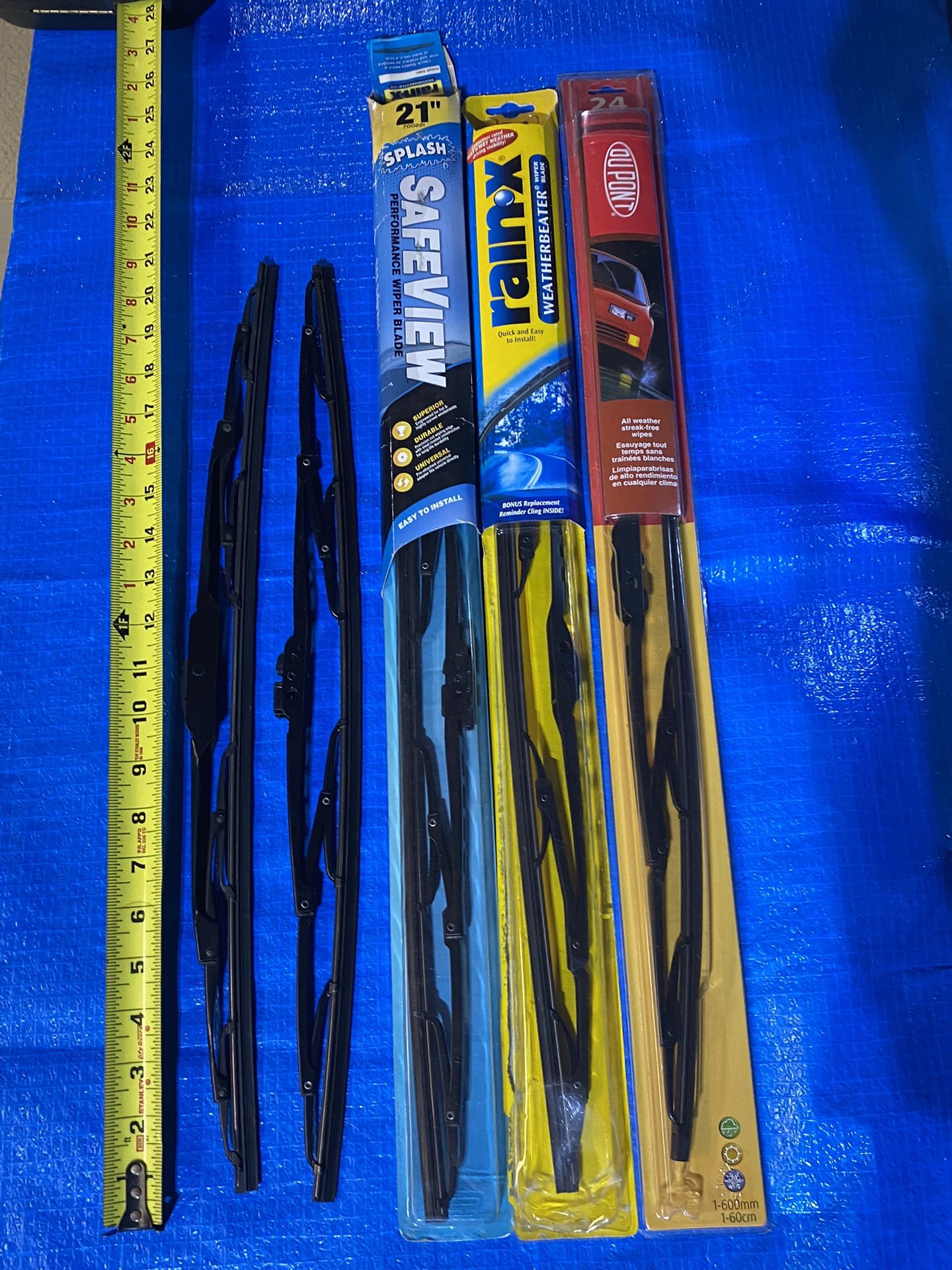 $8.00 Automotive Windshield Wipers