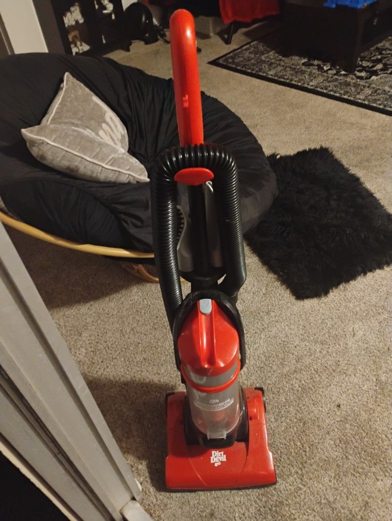 Dirt Devil Vacuum