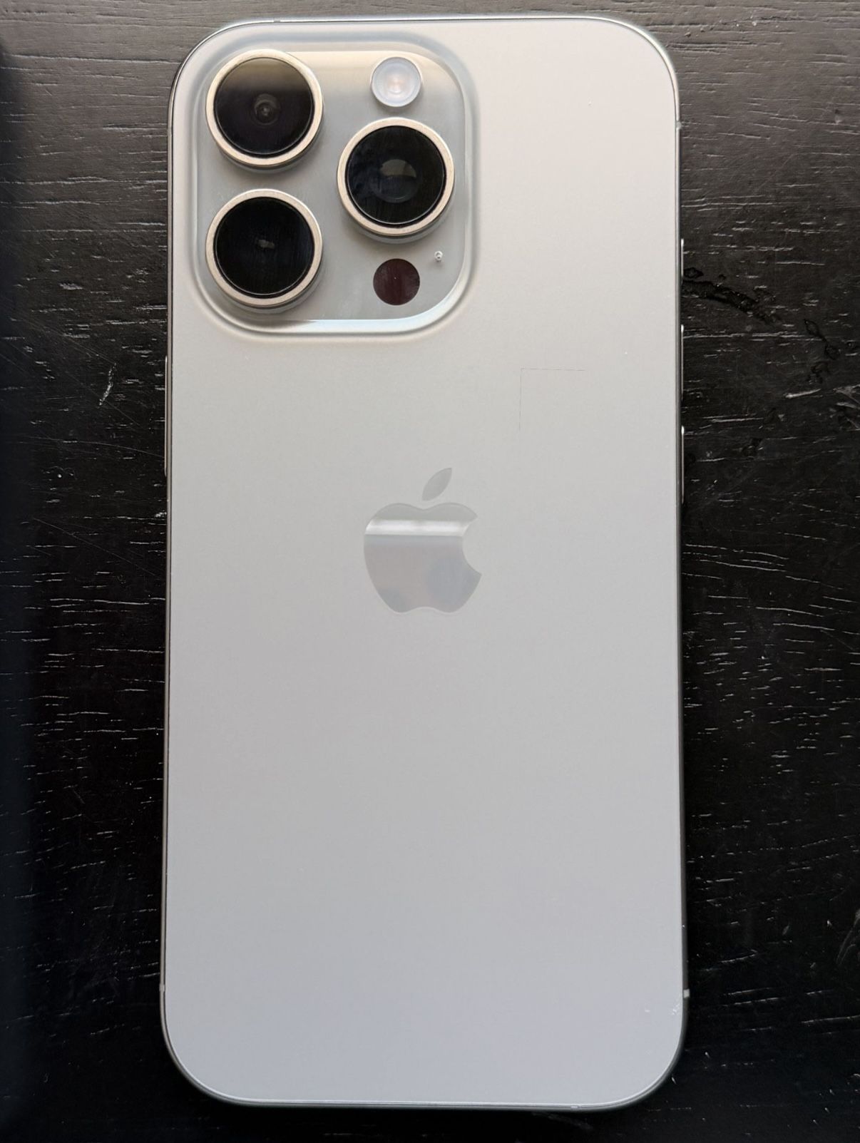 iPhone 16 Pro 256GB | Unlocked | Verizon T-Mobile AT&T Metro