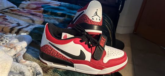 Nike Jordan’s 10.5
