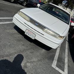 1993 Ford Crown Victoria 