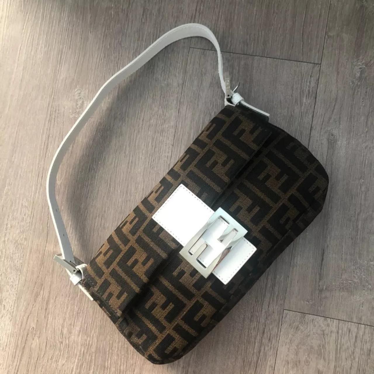 💥Fendi Zucca Baguette Shoulder Bag with white leather strap💥