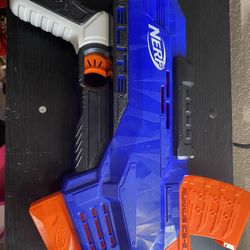 Nerf Gun 