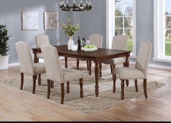 Contemporary Dining Table Set With Extension Leaf