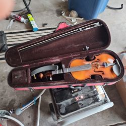 Violin 🎻 Carlo Robelli 