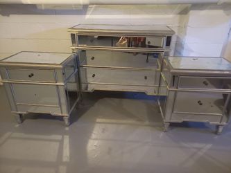 Dresser Drawer Set