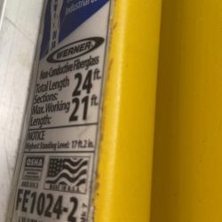 Werner 24’ Non-conductive Fiberglass Ladder. 21ft Working Length. FE1024-2