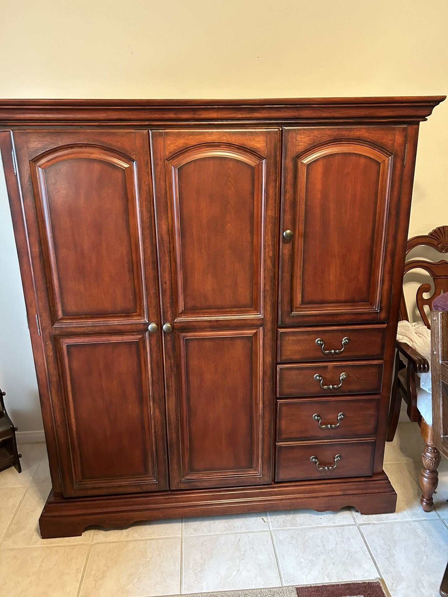 Computer Hutch With Chair