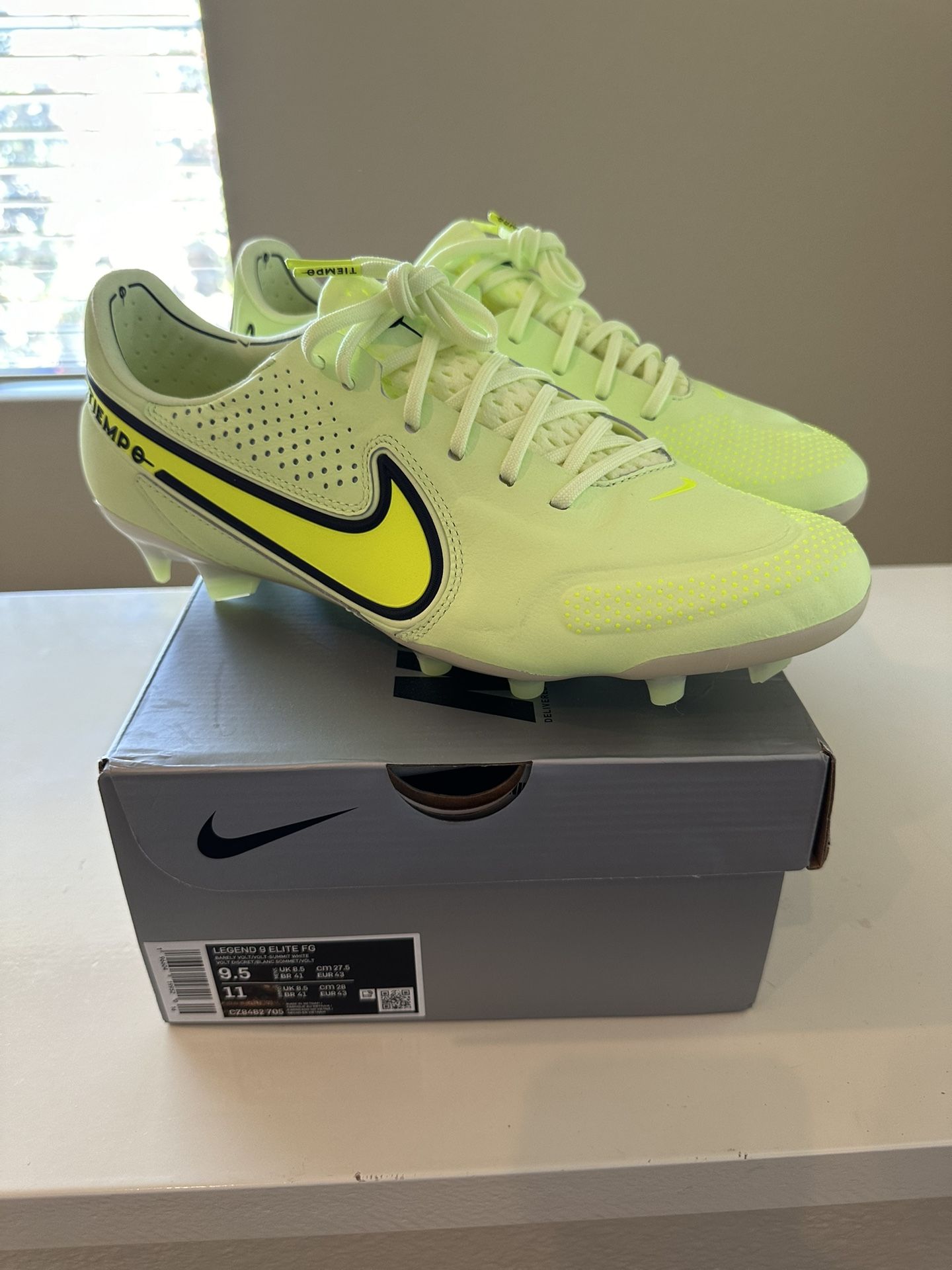 Nike Tiempo Legend 9 Elite FG, Size 9.5