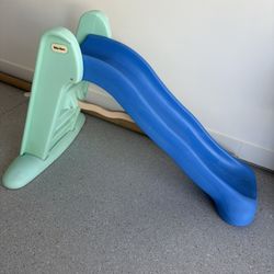 Little Tikes Bigger Size slide Good Condition!!