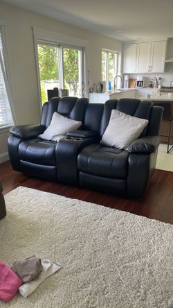 Leather Reclining Couch 