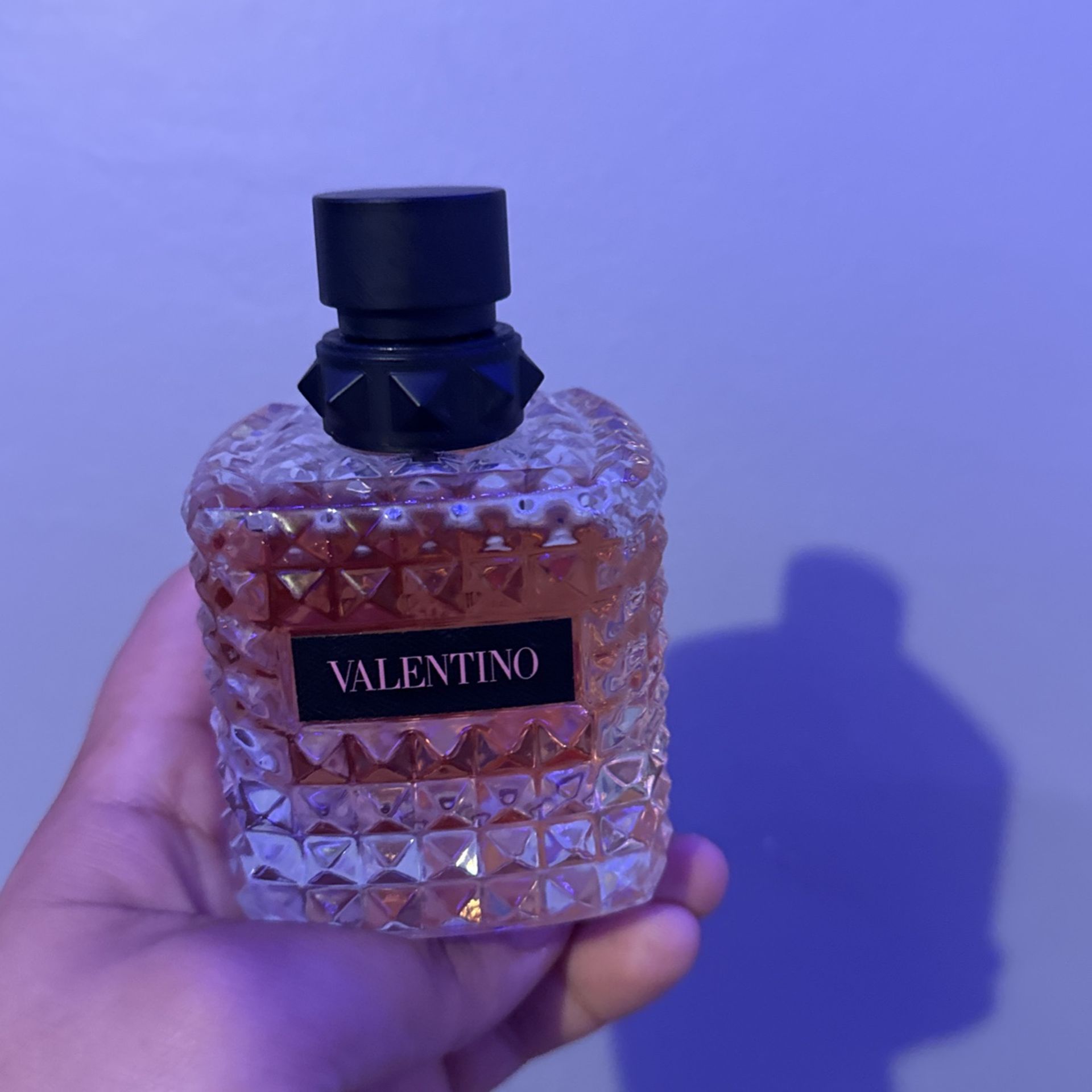 Valentino Women’s Perfume 3.4oz Eau De Parfum