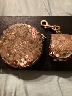Coach- Matching coin purse & Air Pods holder